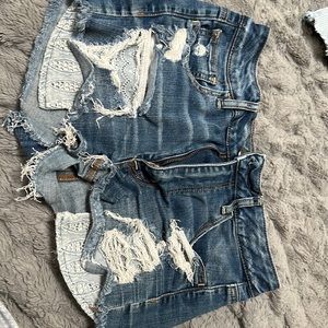 american eagle hi-rise shortie shorts